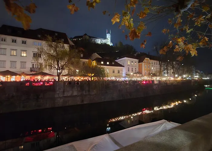 Six In The Apartment, * לובליאנה