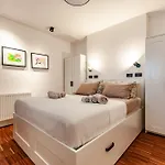 Apartma Six In The - Stylish Ground-floor In Old Town With Private Entrance Ljubljana