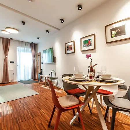 Six In The Apartment, Apartment